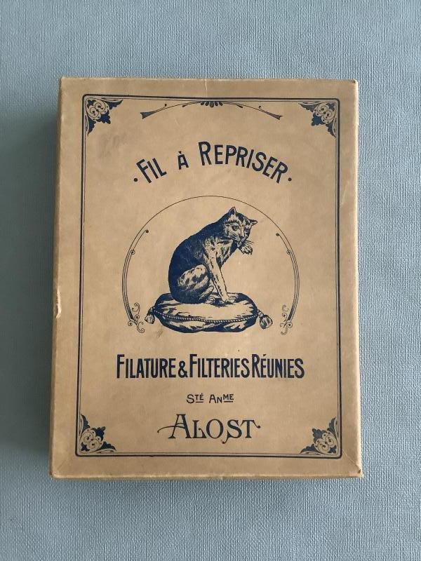 Doos naaigaren F.F.R. Alost  - Foto 1