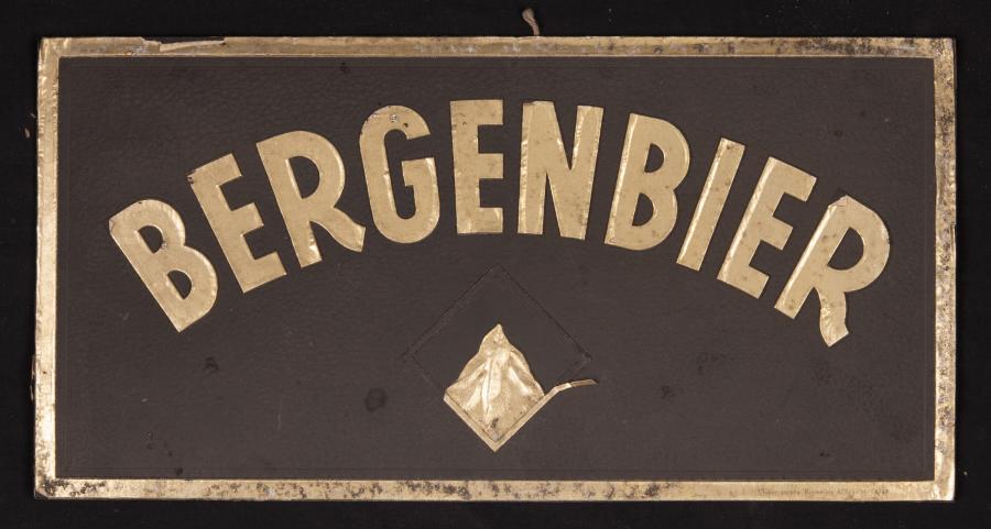 Kartonnen bord Bergenbier   - Foto 1